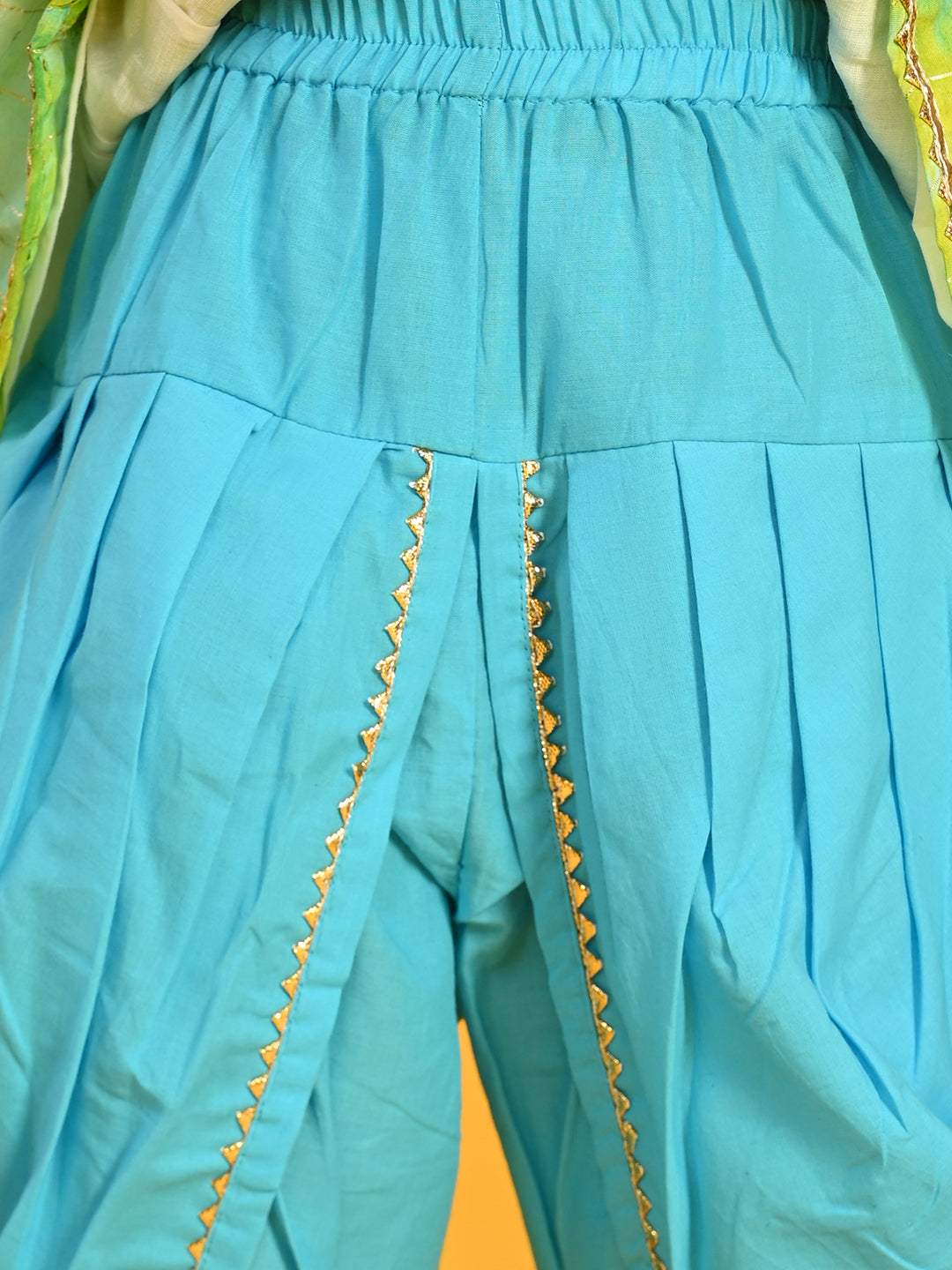 Saka Designs Tie & Dye Blue & Sea Green Jhabla & Dhoti