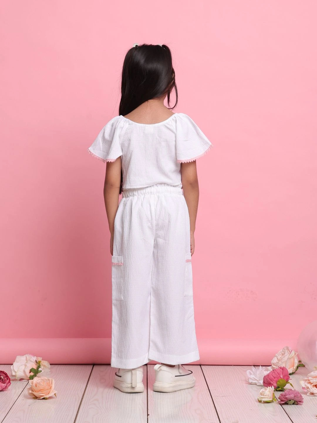 white-girls-co-ord-set-front-knot-button