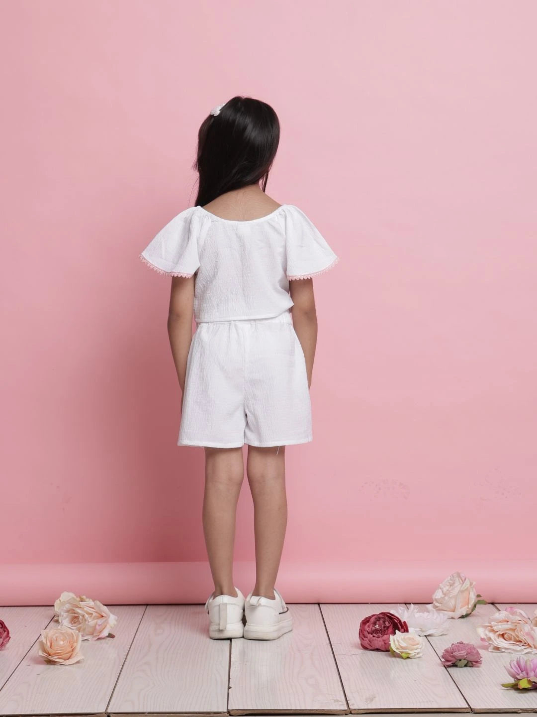 white-girls-co-ord-set-short-sleeve