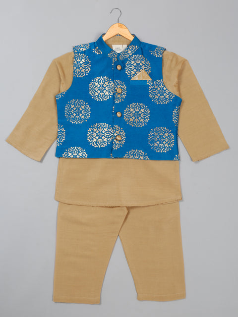 saka-designs-boys-beige-kurta-pajama-with-blue-printed-jacket-ensemble