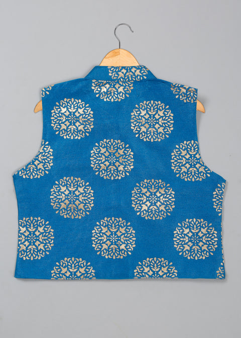 saka-designs-boys-beige-kurta-pajama-with-blue-printed-jacket-ensemble