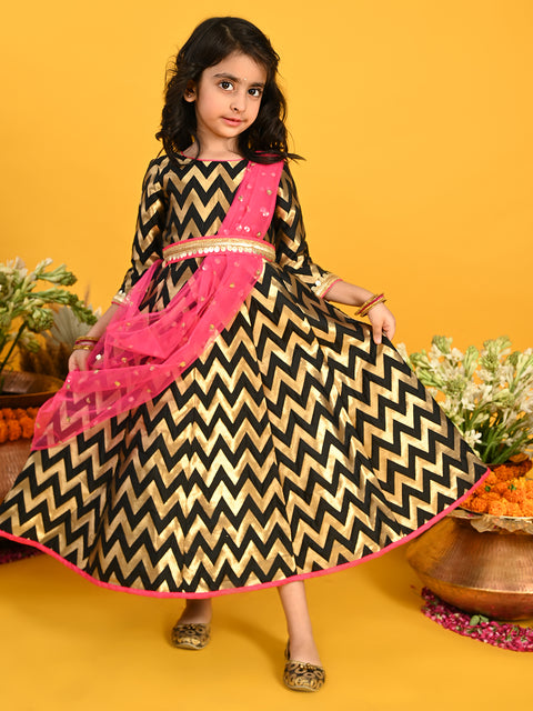 Saka Designs Girls Jacquard Gown With Attached Dupatta - Black & Magenta