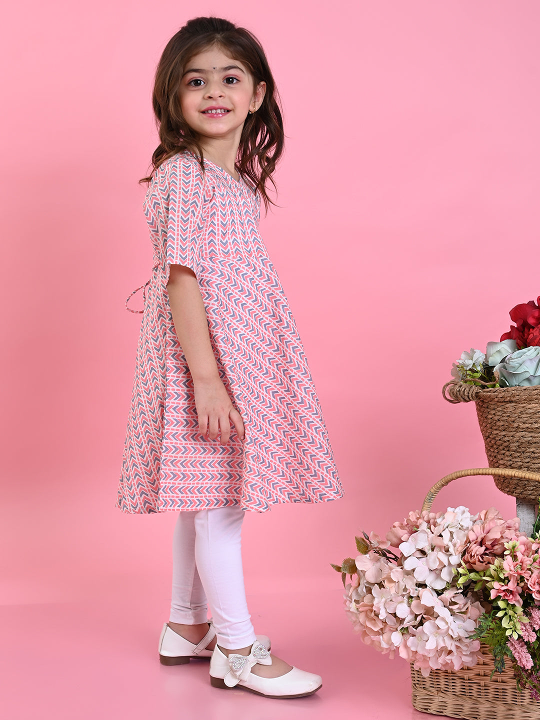 saka-designs-girls-peach-cotton-prinetd-kurta