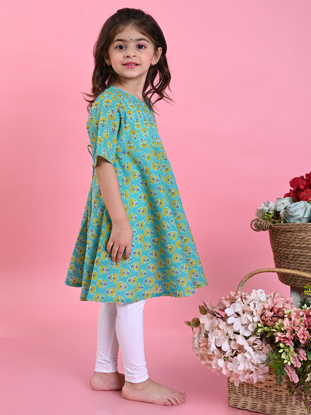 saka-designs-girls-blue-cotton-prinetd-kurta