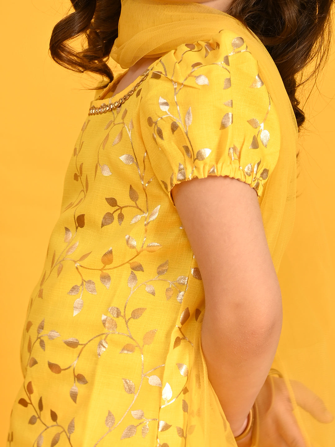 saka-designs-girls-yellow-printed-kurta-sharara-with-dupatta-1