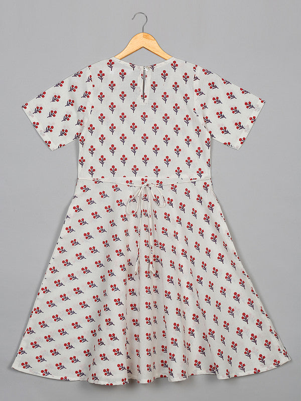 saka-designs-girls-cotton-printed-v-neck-knee-length-half-sleeves-a-line-kurta-off-white