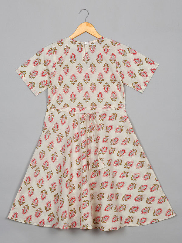 saka-designs-girls-cotton-printed-v-neck-knee-length-half-sleeves-a-line-kurta-white-green
