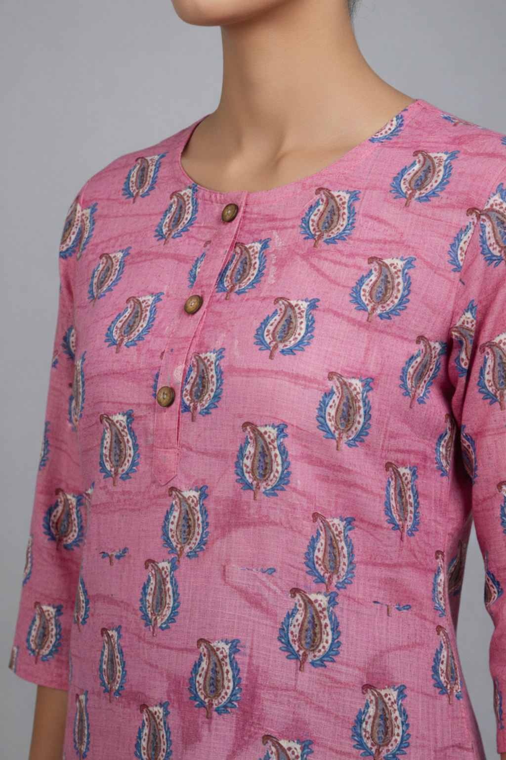 Saka Designs Rayon Printed 34 Sleeves Straight Kurti - Pink