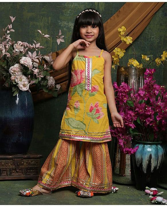 Girls Floral Printed Gotta Patti Pure Cotton Kurta with Sharara Kurta Sets