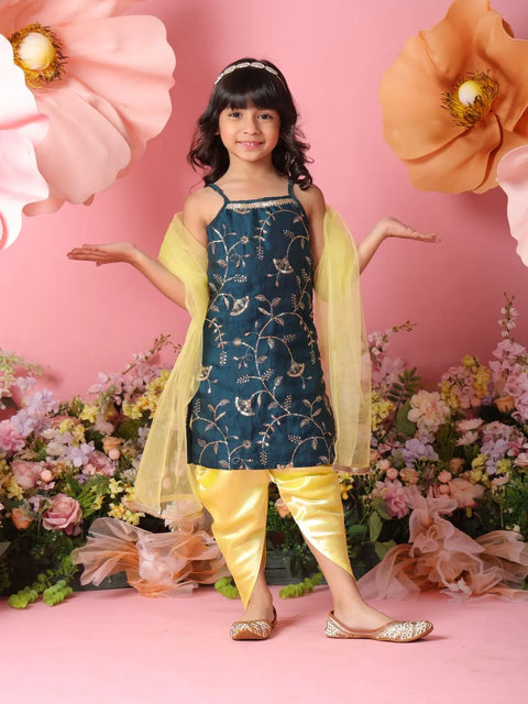 Young girl in a traditional outfit with floral background