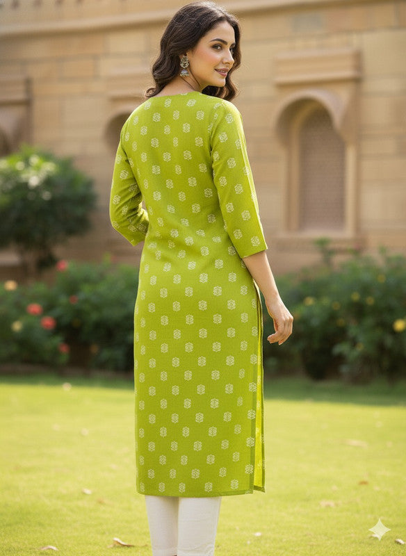 Saka Designs Rayon Printed 3/4 Sleeves Straight Kurti Green (Kurti-7)