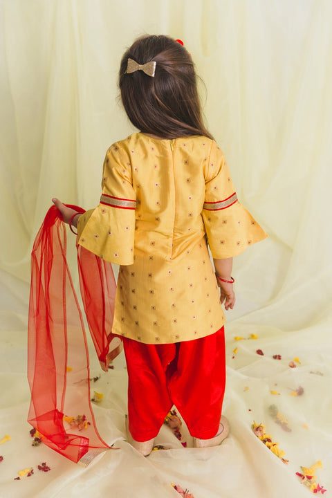 Saka Designs Girl Yellow Jaquard Kurta With Red Salwar & Dupatta