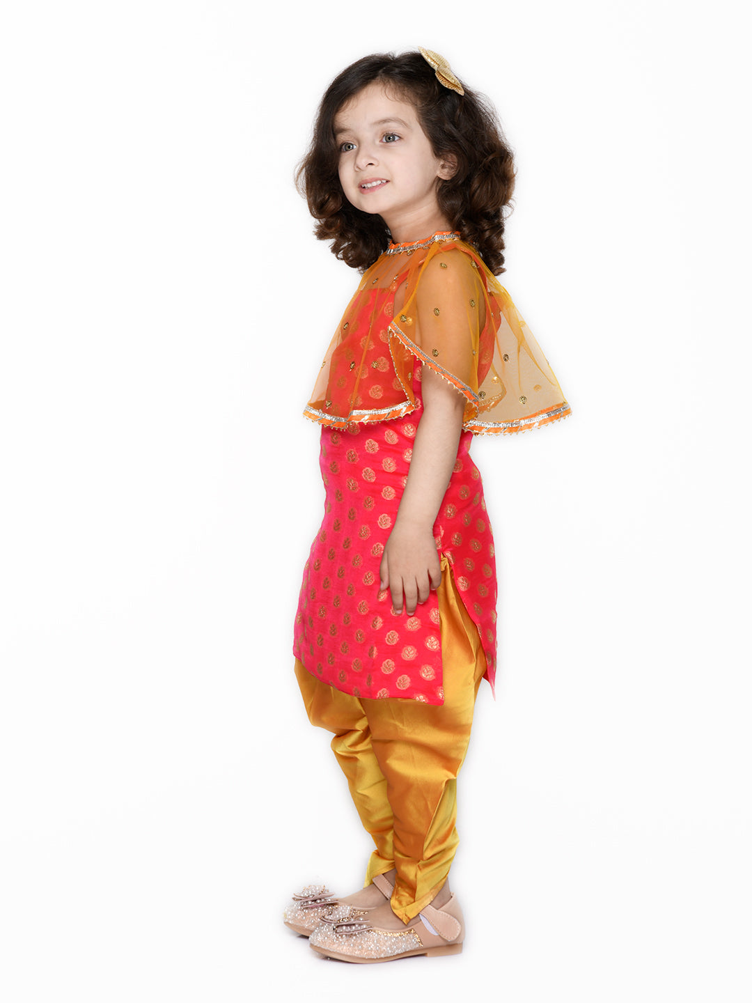 Saka Designs Red Jaquard Kurta With Sequenced Cape & Orange Salwar