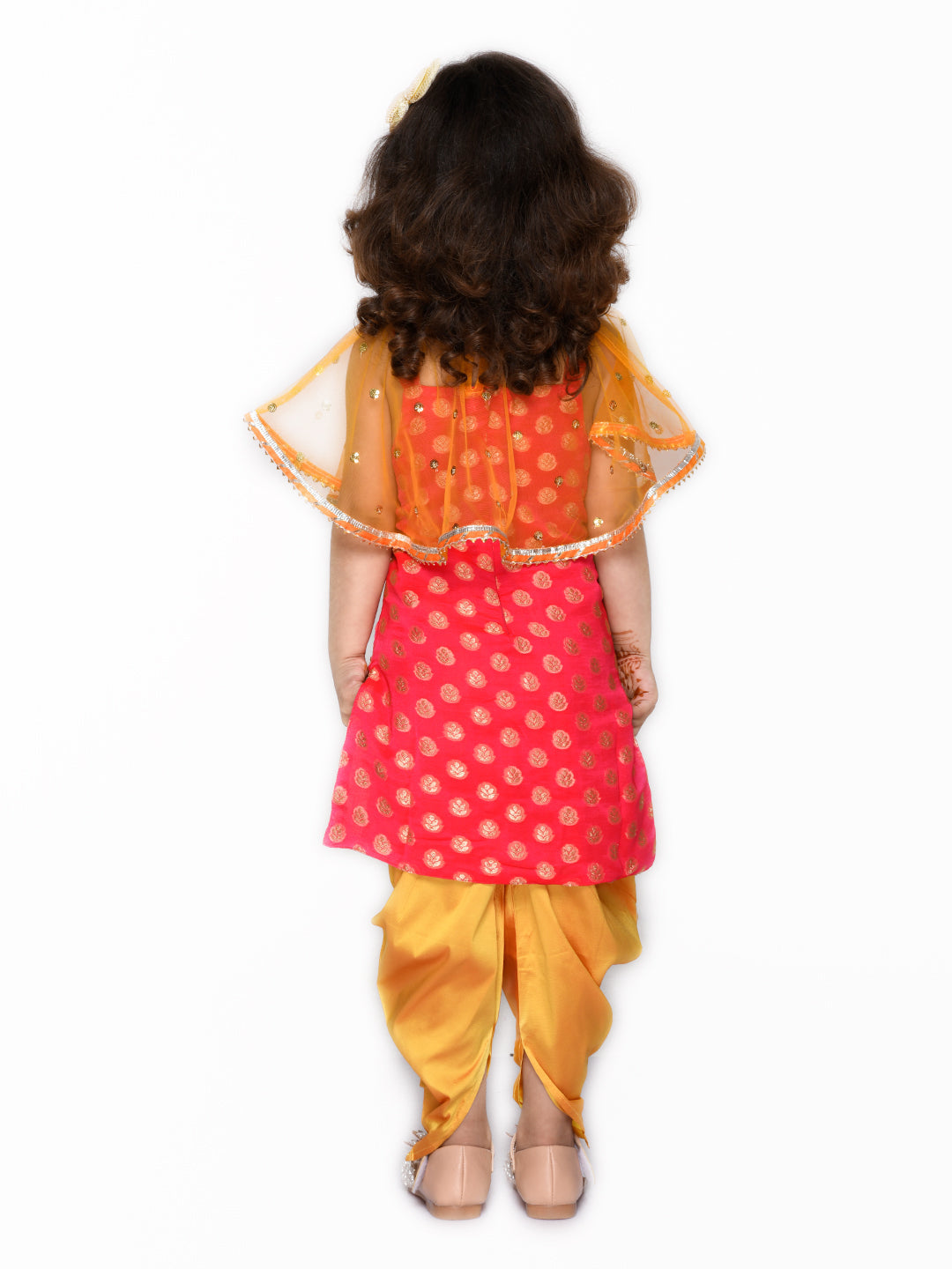 Saka Designs Red Jaquard Kurta With Sequenced Cape & Orange Salwar