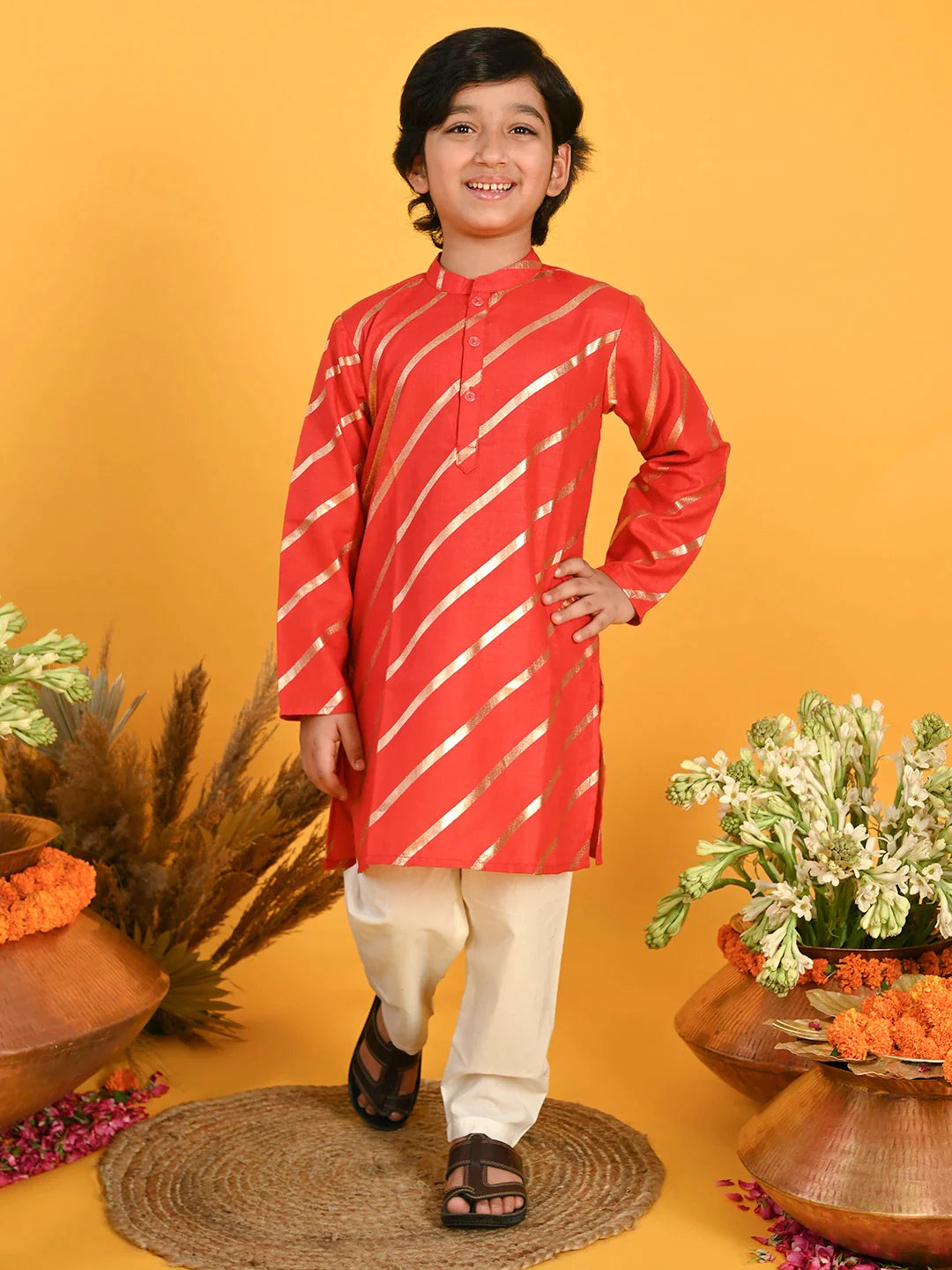 saka-designs-boys-red-printed-kurta-with-white-payjama