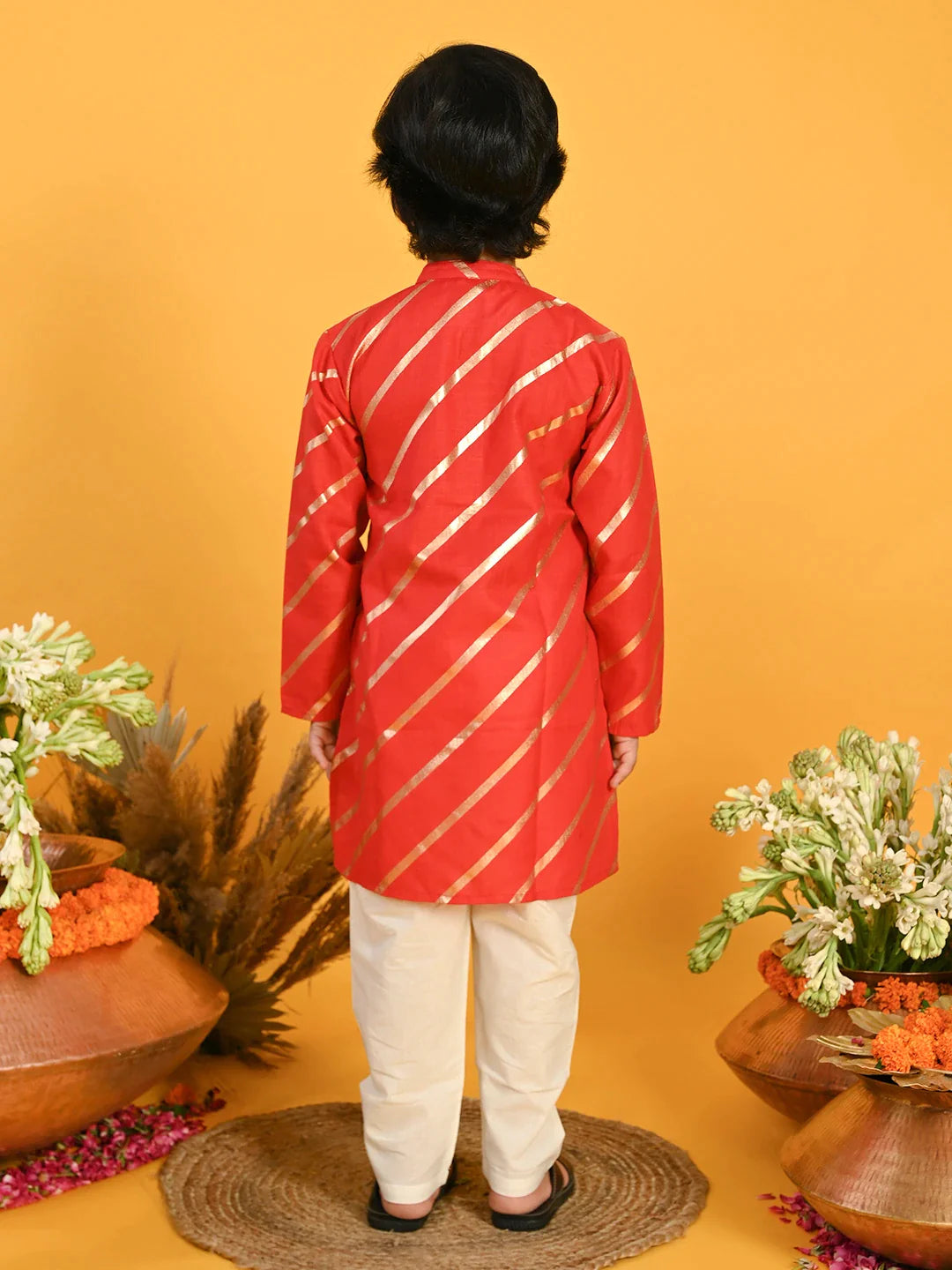 saka-designs-boys-red-printed-kurta-with-white-payjama