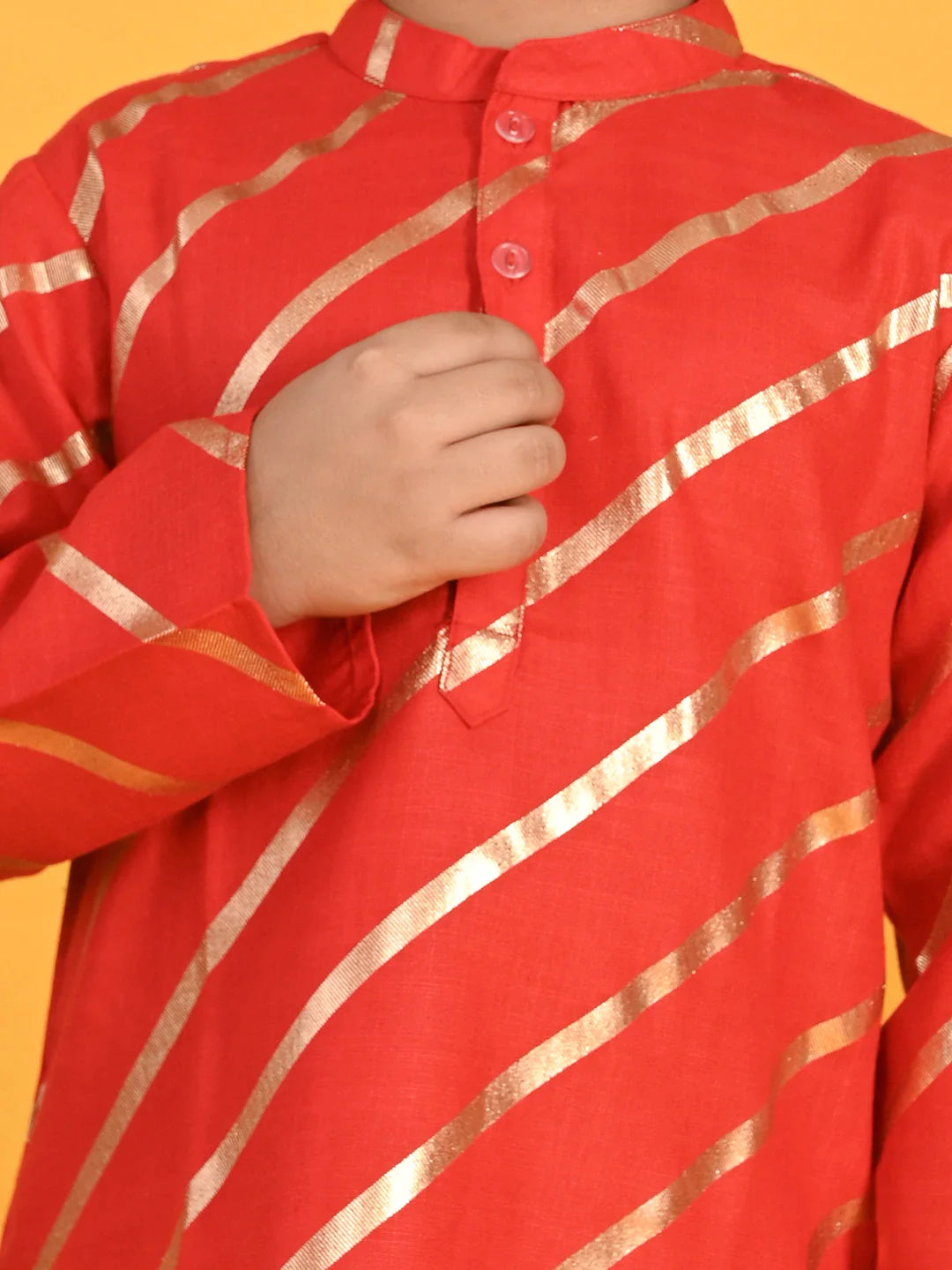 saka-designs-boys-red-printed-kurta-with-white-payjama