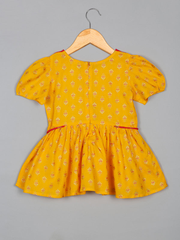 saka-designs-girls-foil-printed-yellow-jhabla-with-magenta-dhoti-ensemble