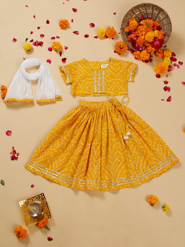 saka-designs-girls-cotton-printed-round-neck-lehenga-choli-with-dupatta-yellow